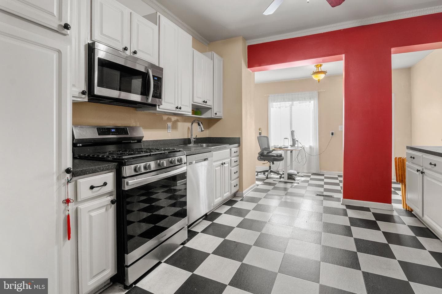 3 N Milton Ave photo 11