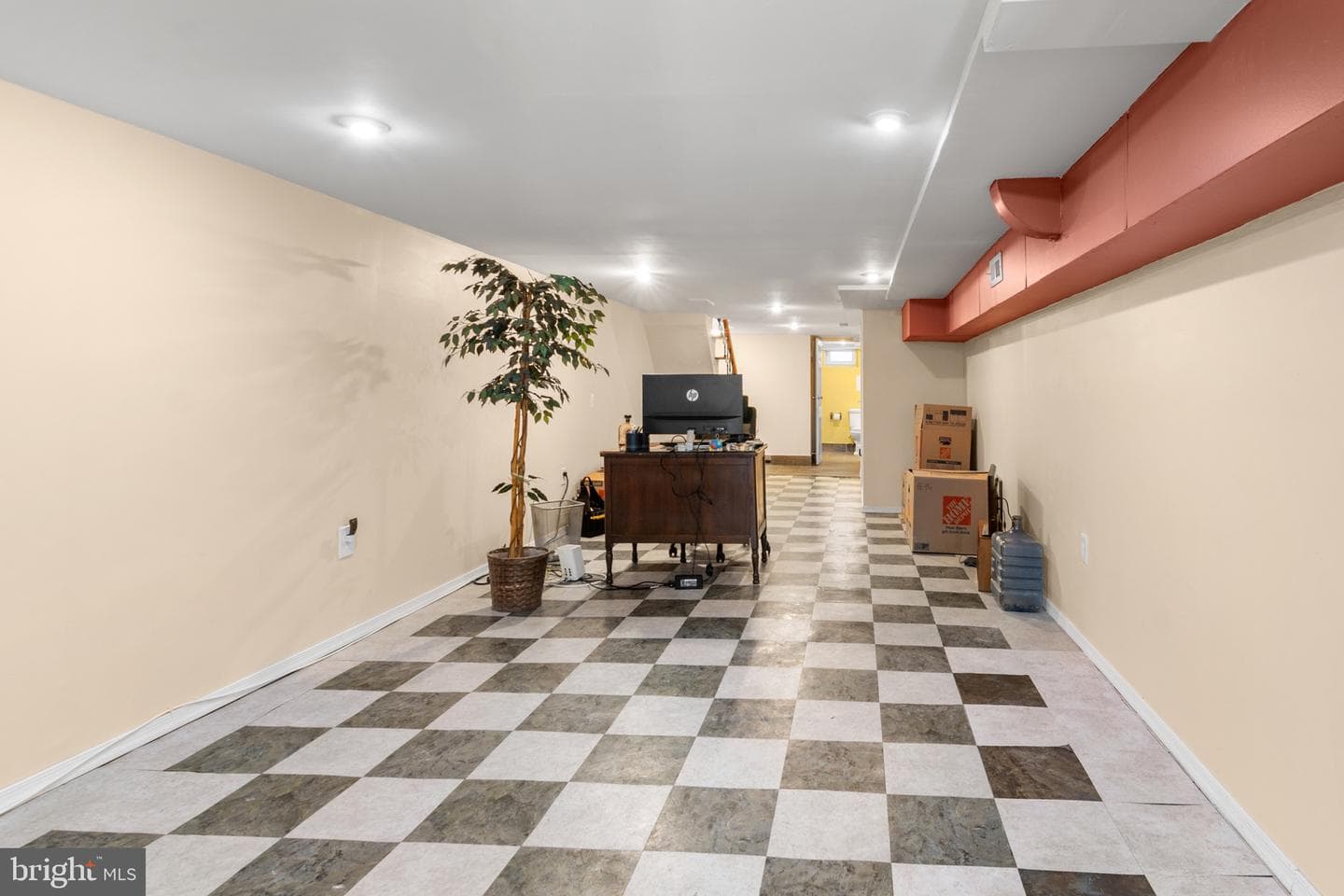 3 N Milton Ave photo 32