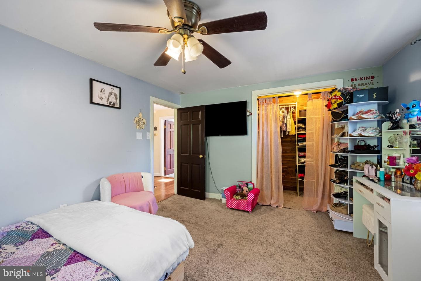 3200 Glendale Avenue photo 25