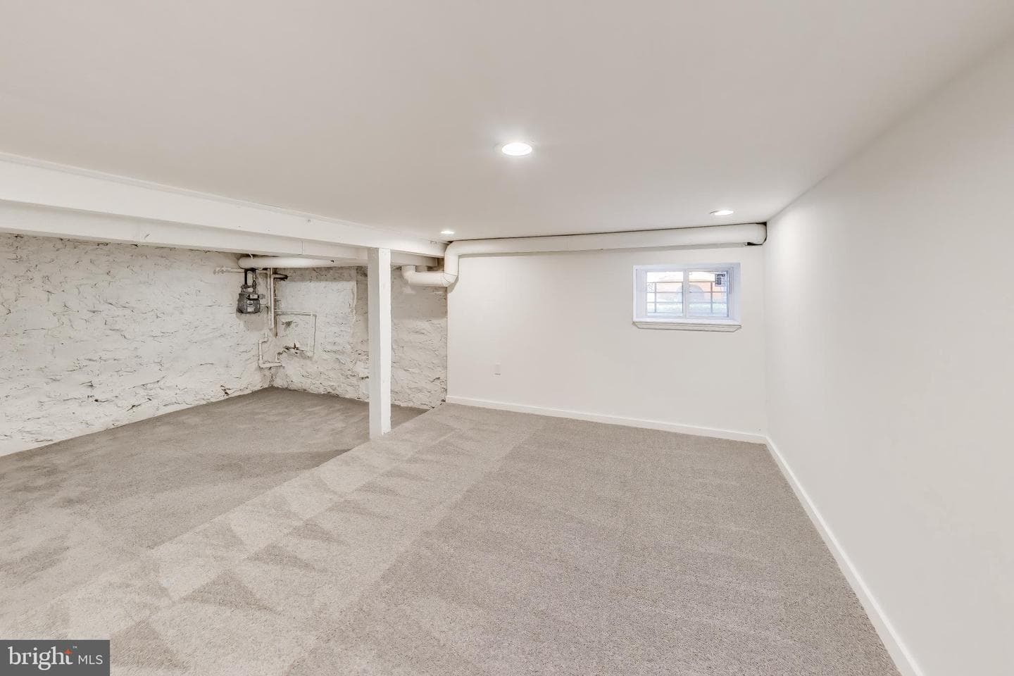 1703 N Smallwood Street N photo 32