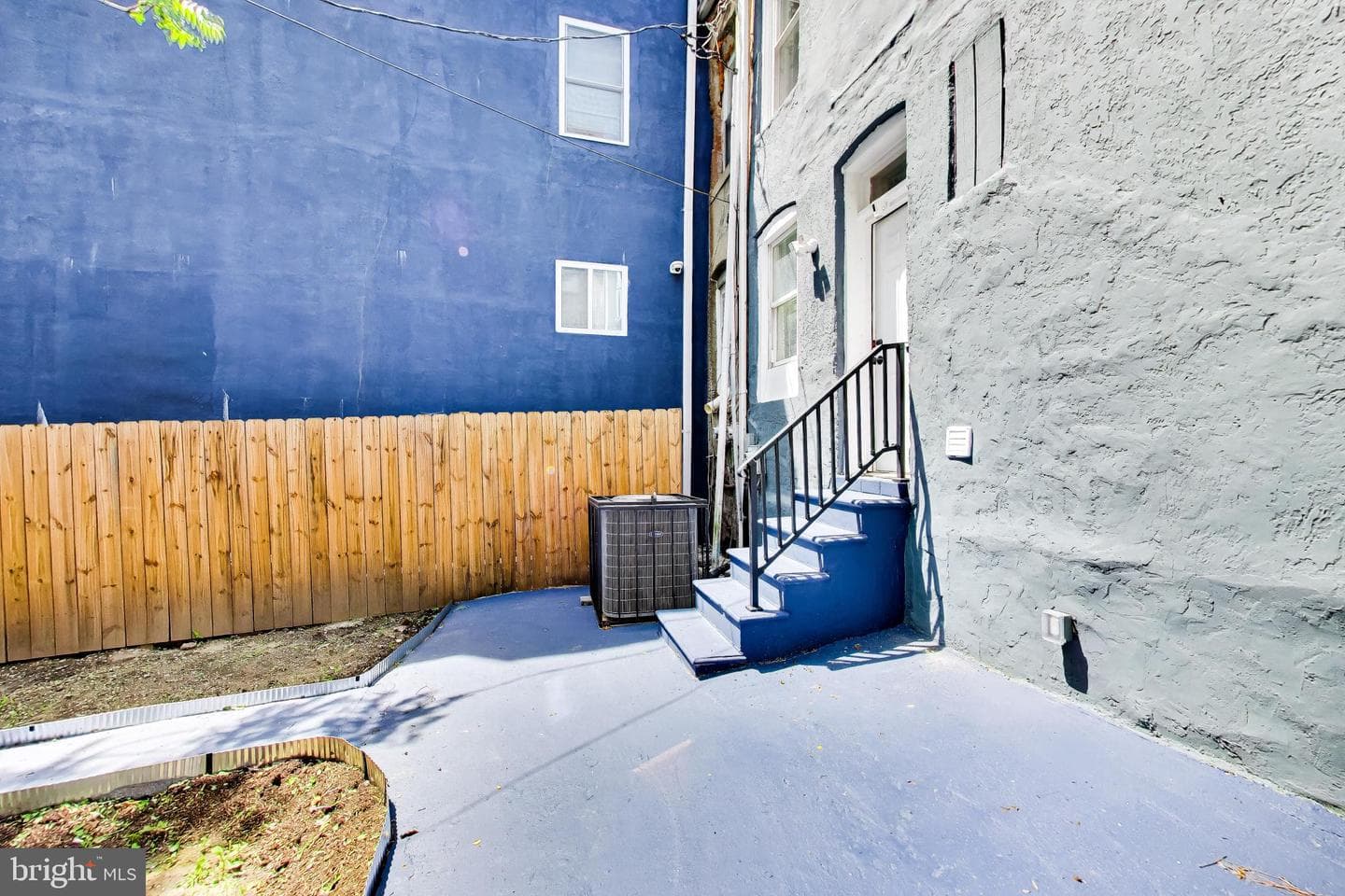 1703 N Smallwood Street N photo 36