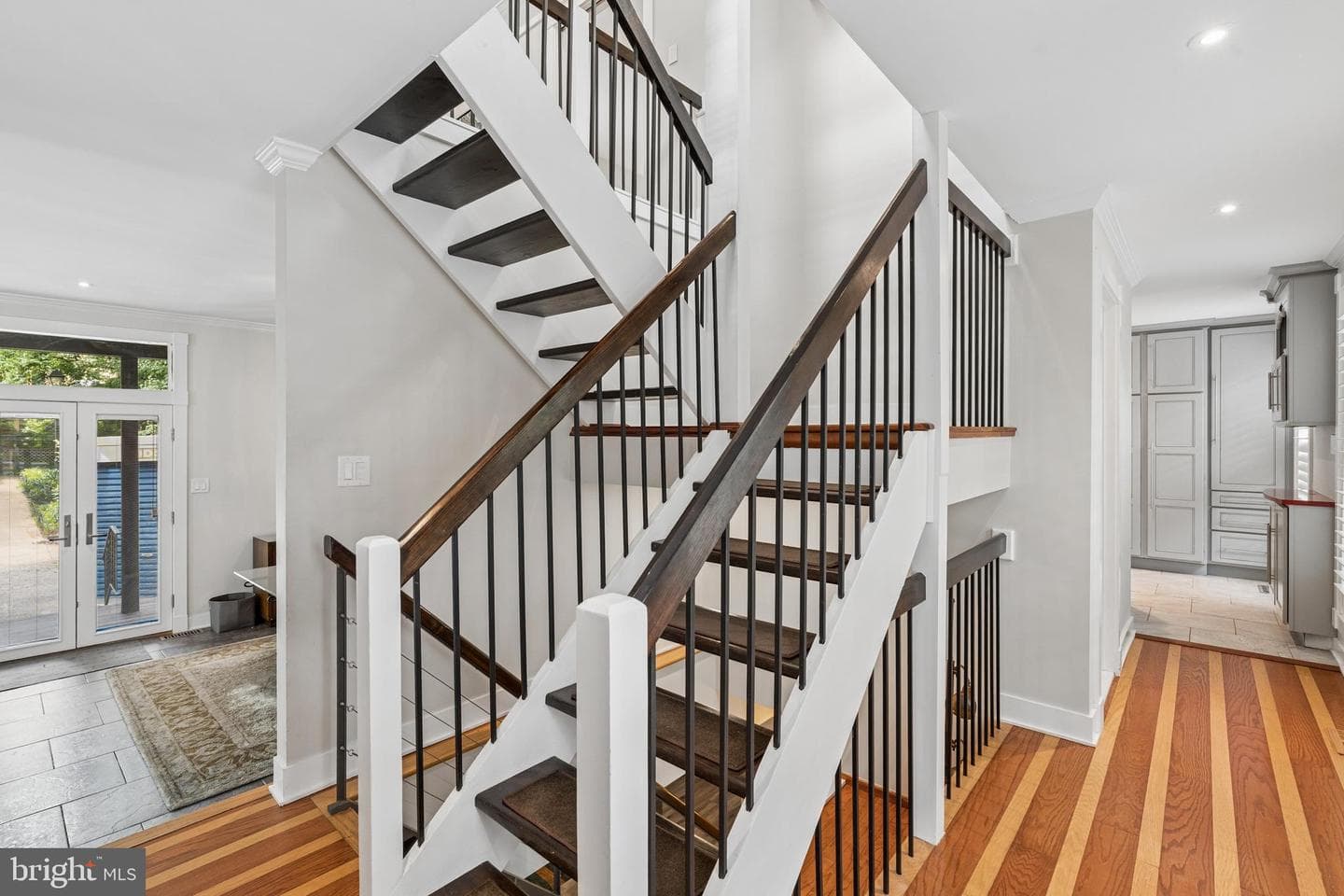 124 W Montgomery Street photo 18
