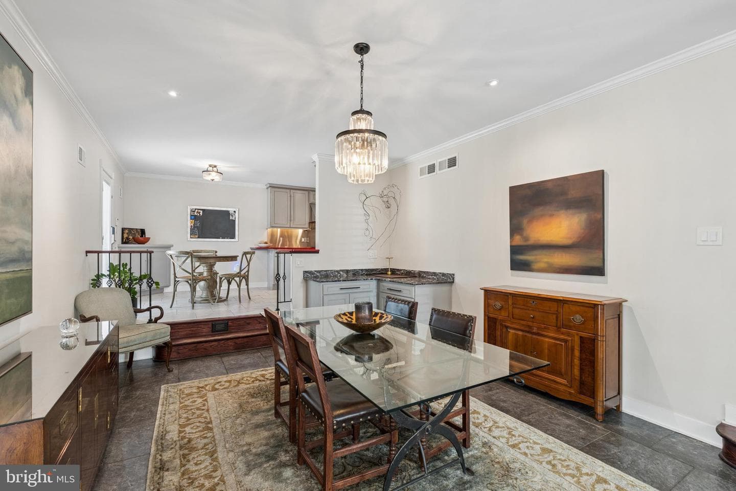 124 W Montgomery Street photo 6
