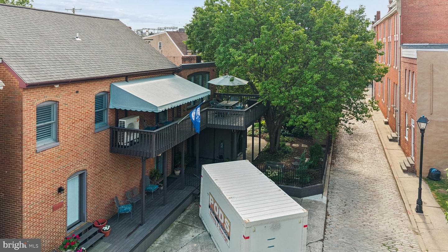 124 W Montgomery Street photo 94