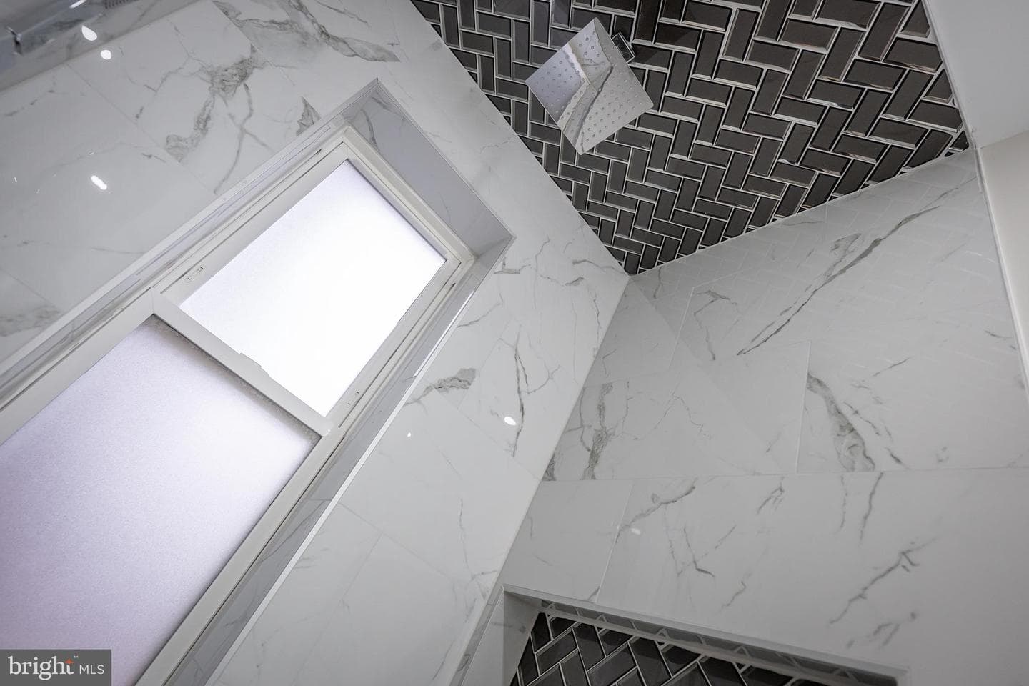 1358 Towson Street photo 38