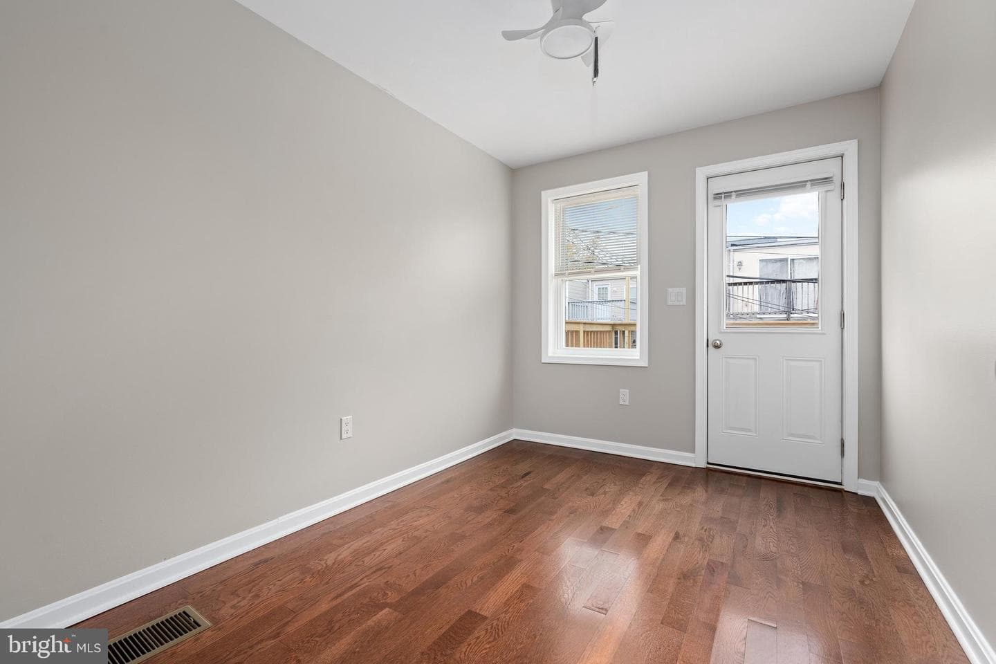 1358 Towson Street photo 41