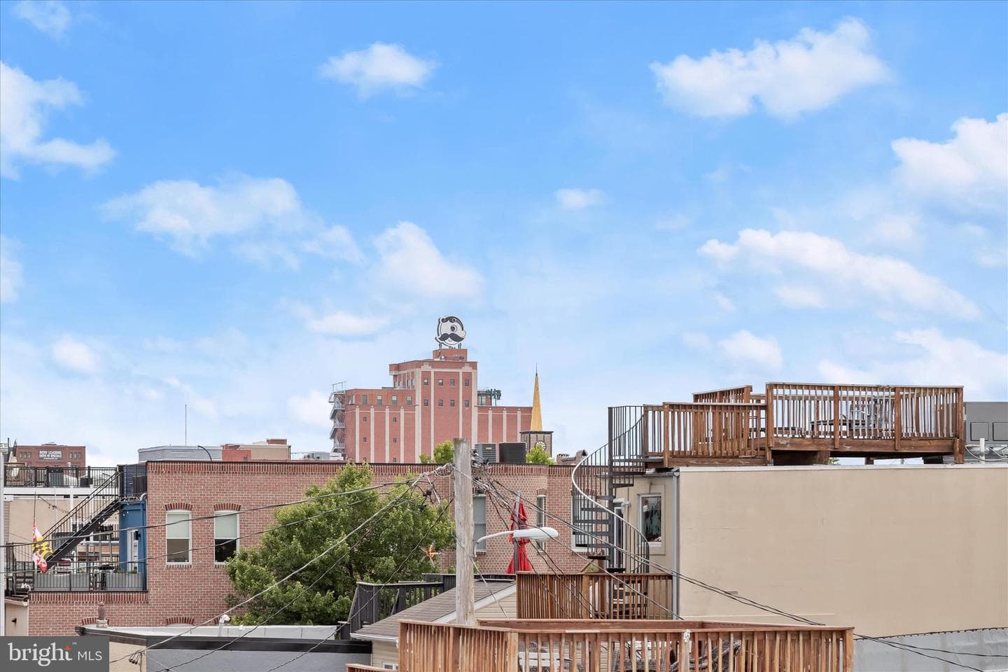 814 S Curley Street photo 33