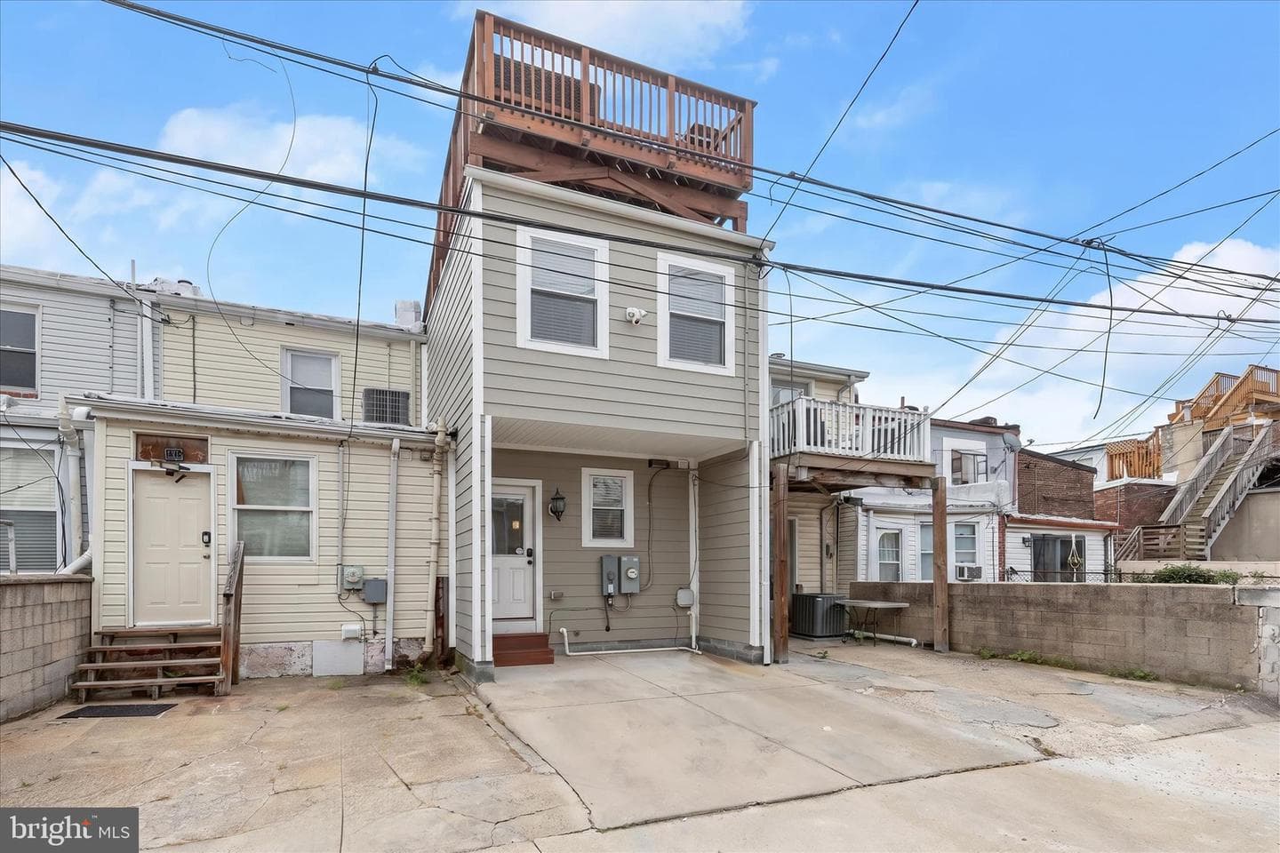 814 S Curley Street photo 37