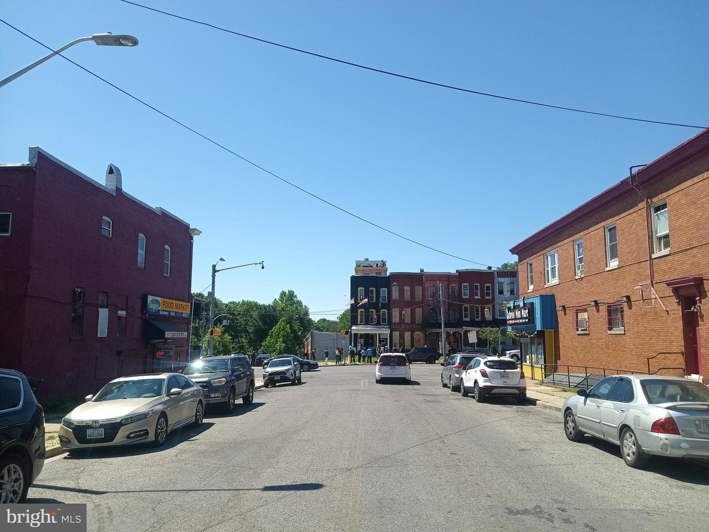 1901 Dukeland Street photo 12
