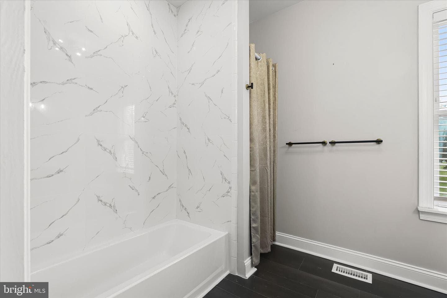 2810 Grantley Avenue photo 21