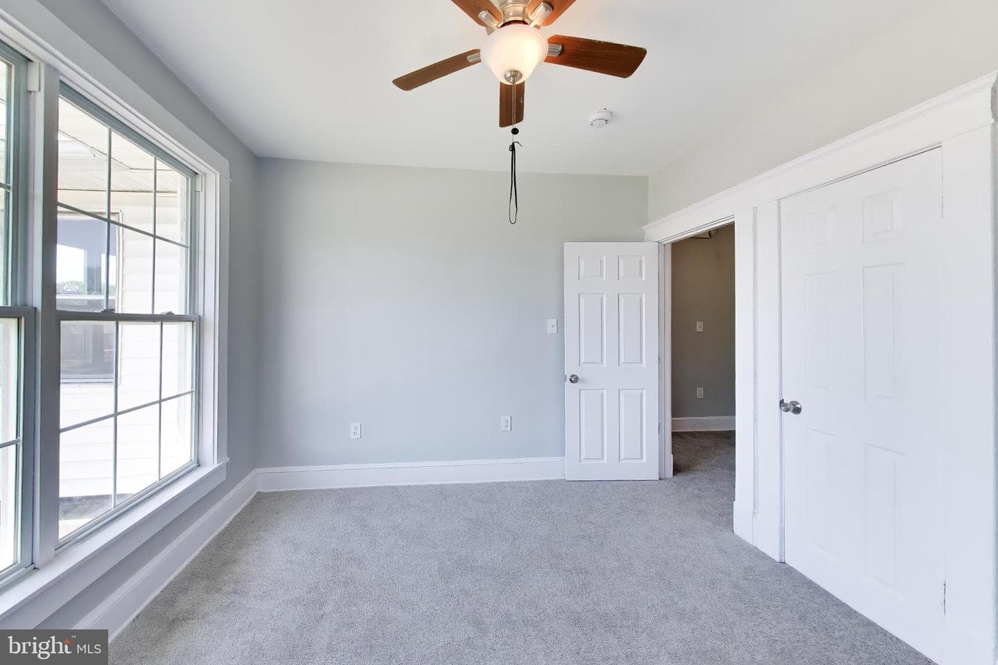 2702 Oakley Avenue photo 18