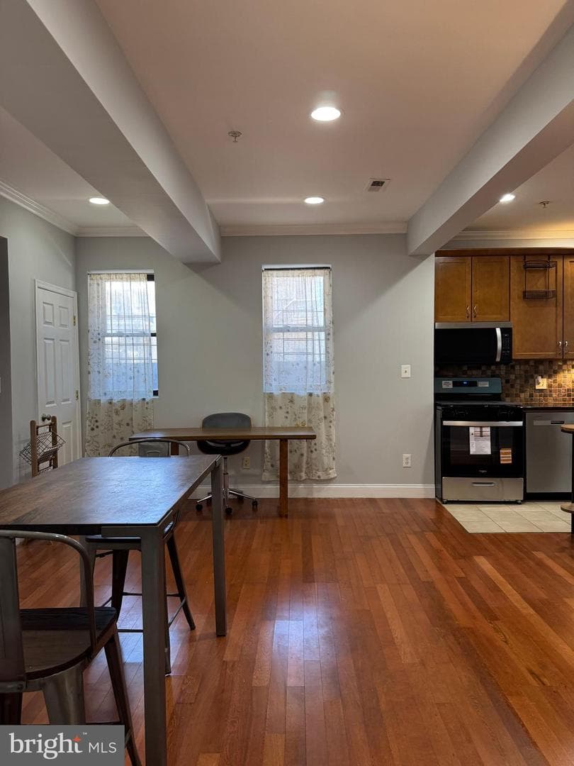 2204 Park Avenue #102 photo 5