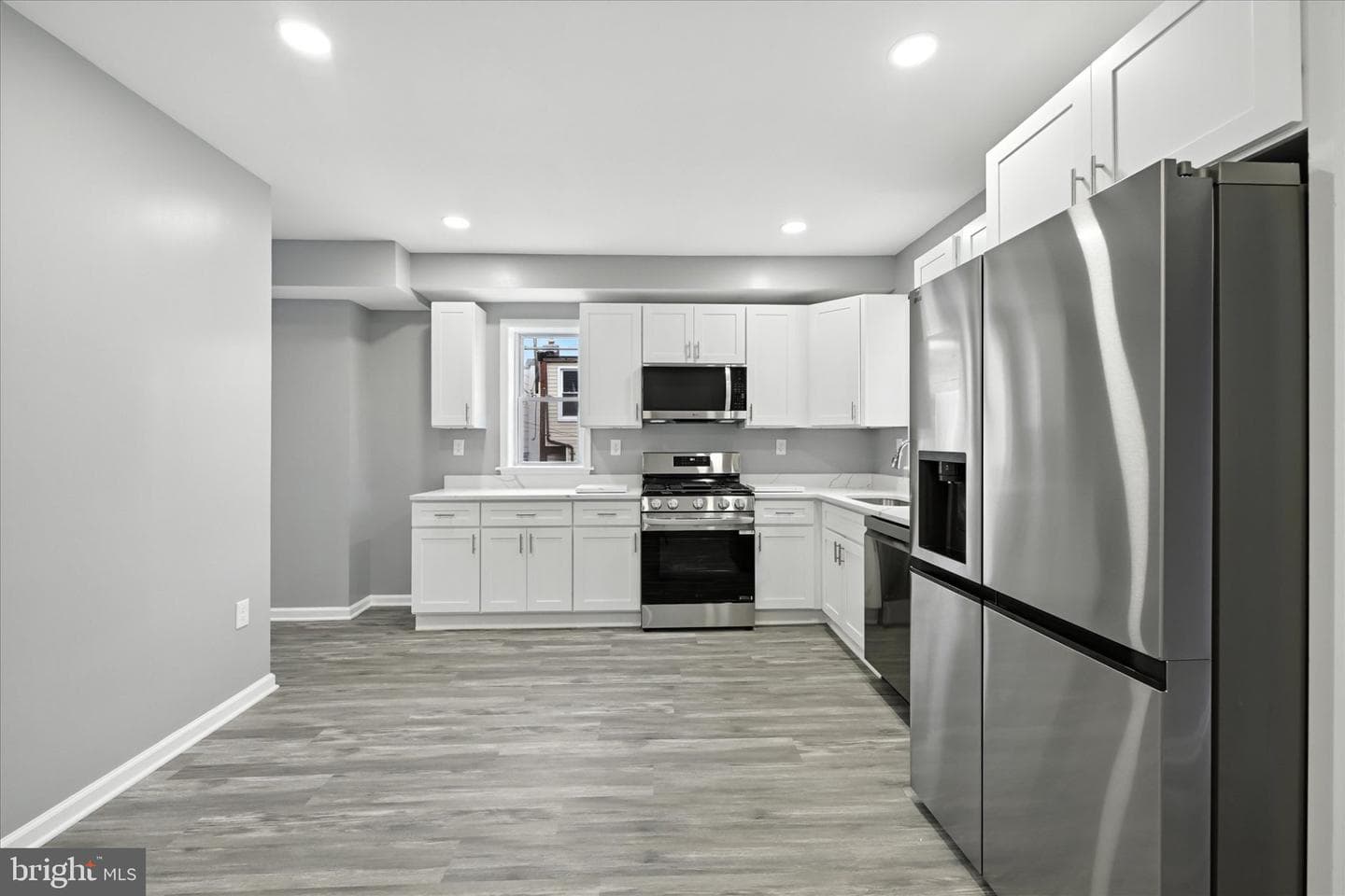 1118 Weldon Avenue photo 14