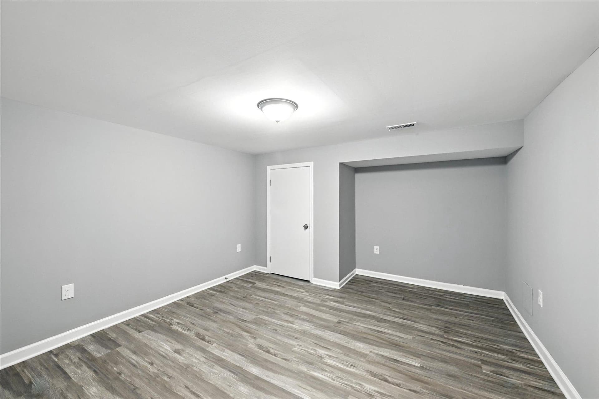 1118 Weldon Avenue photo 31