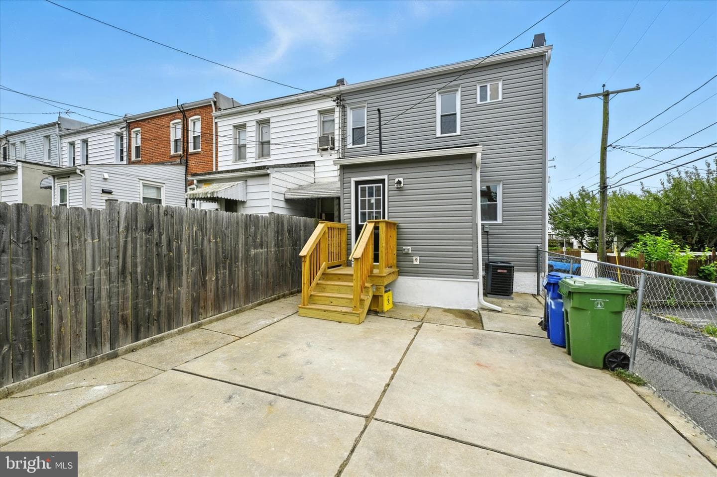 1118 Weldon Avenue photo 33