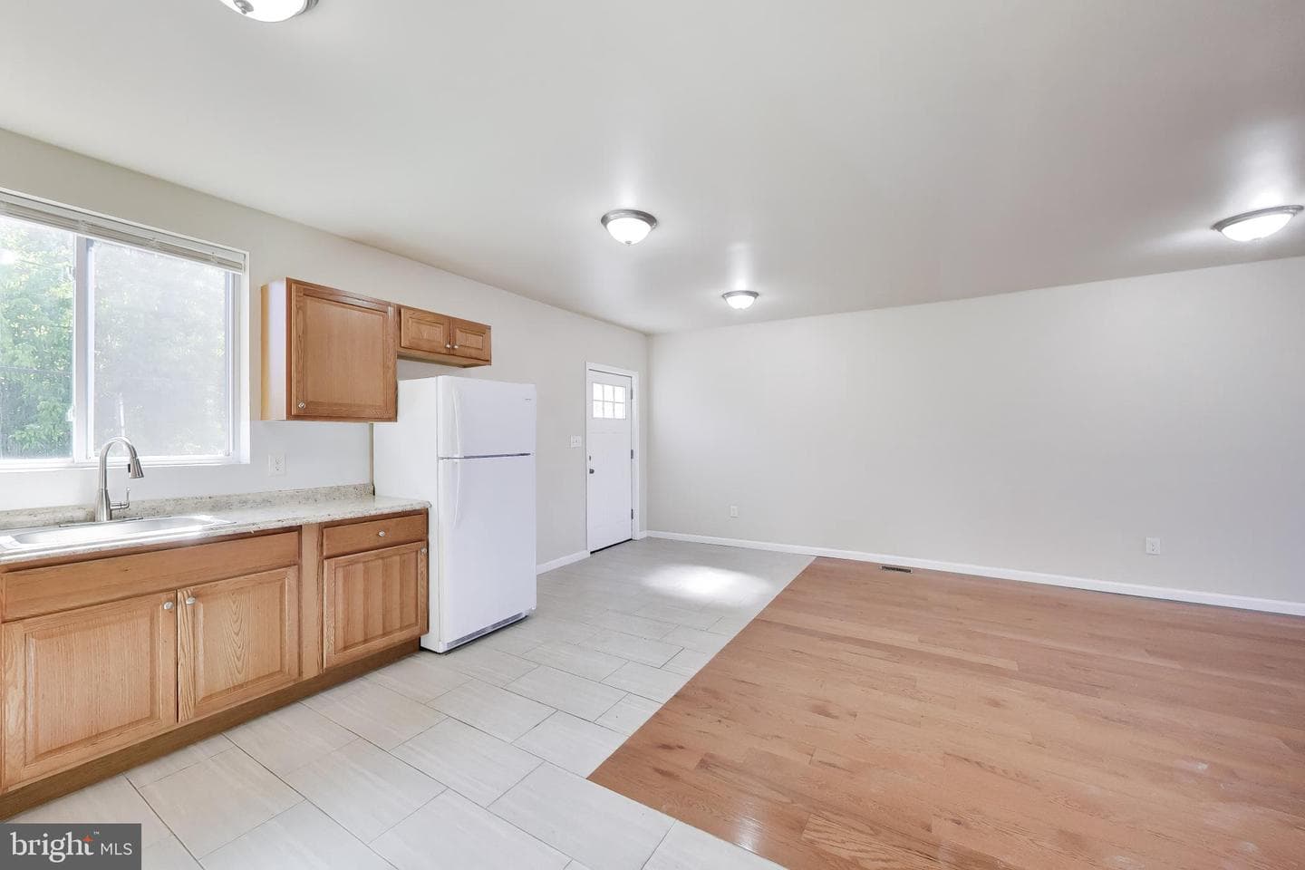 3649 Cottage Avenue photo 12