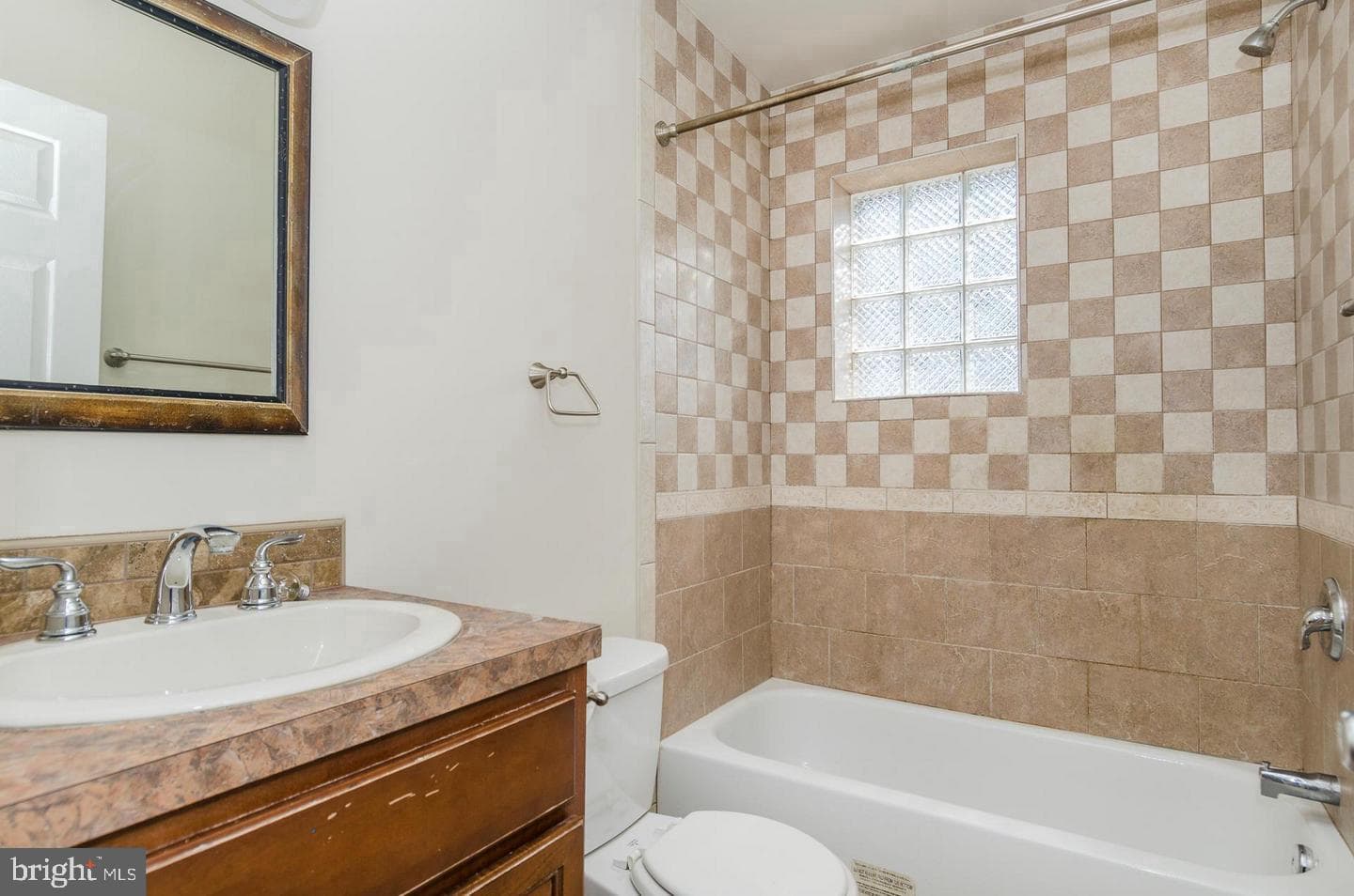 2219 W Baltimore Street W photo 13