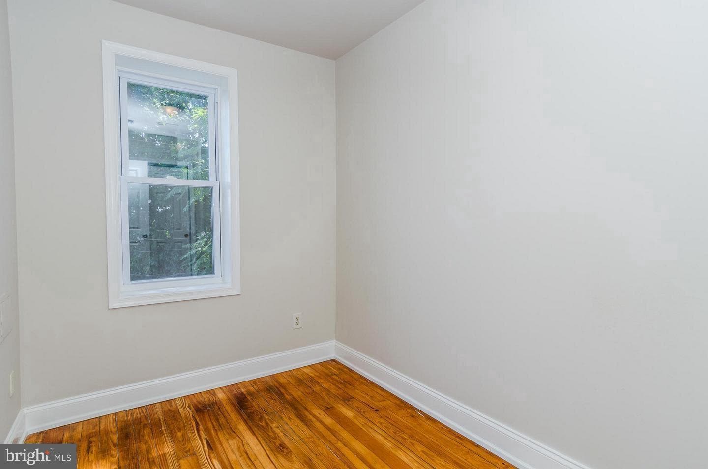 2219 W Baltimore Street W photo 18