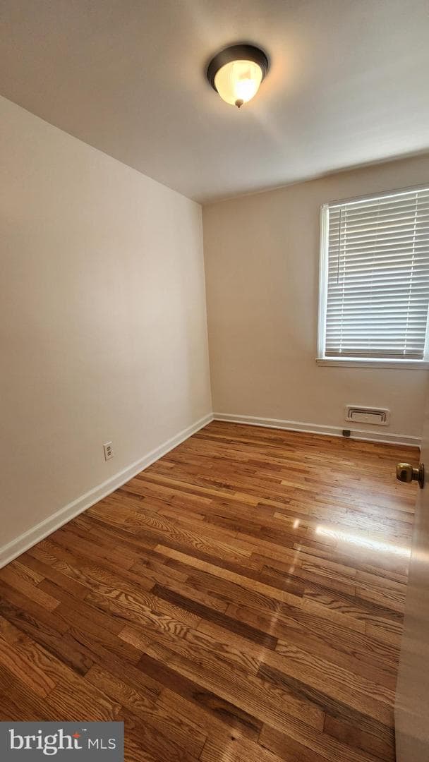 834 Umbra Street photo 8