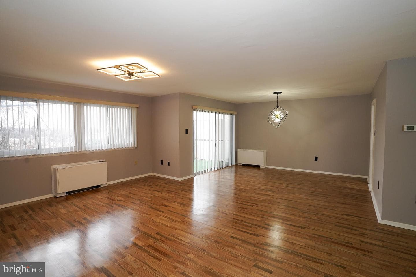 3737 Clarks Lane #405 photo 11