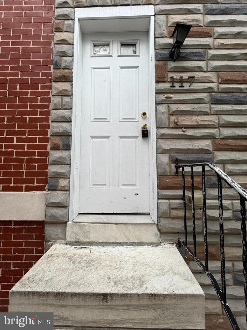 117 N Clinton Street, Baltimore