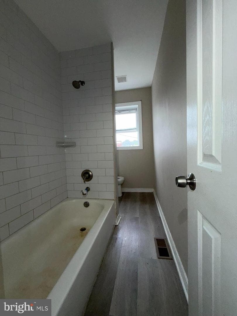 117 N Clinton Street photo 9
