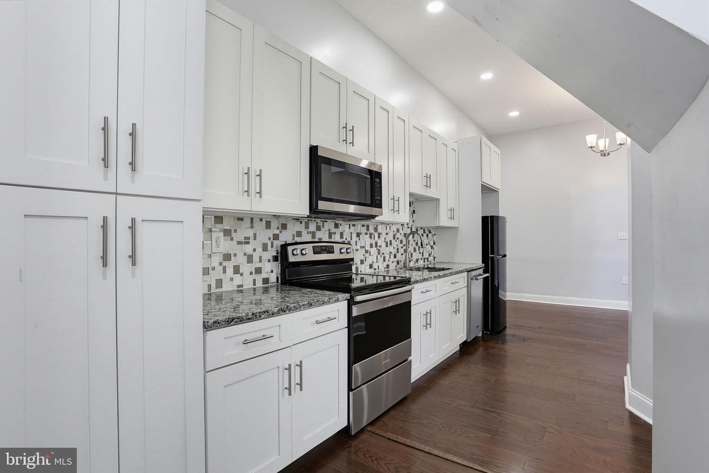 2018 Linden Avenue photo 11