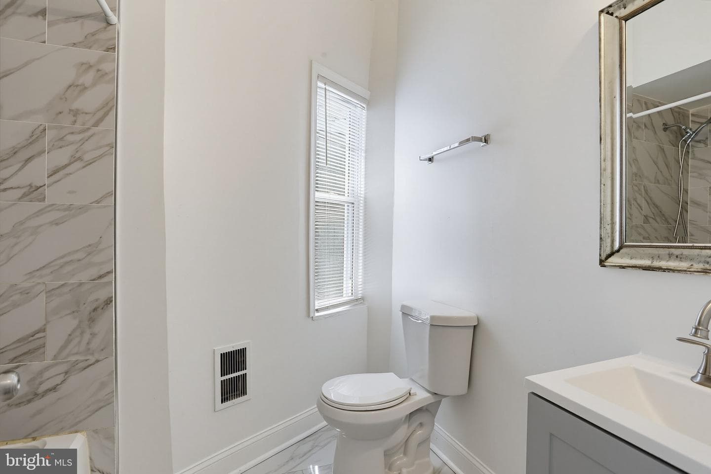 2018 Linden Avenue photo 21