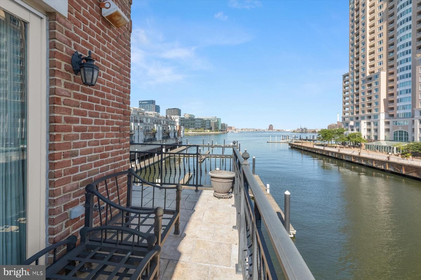 921 Valencia Court #120 photo 37