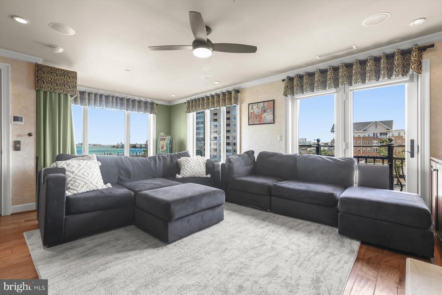 921 Valencia Court #120 photo 51