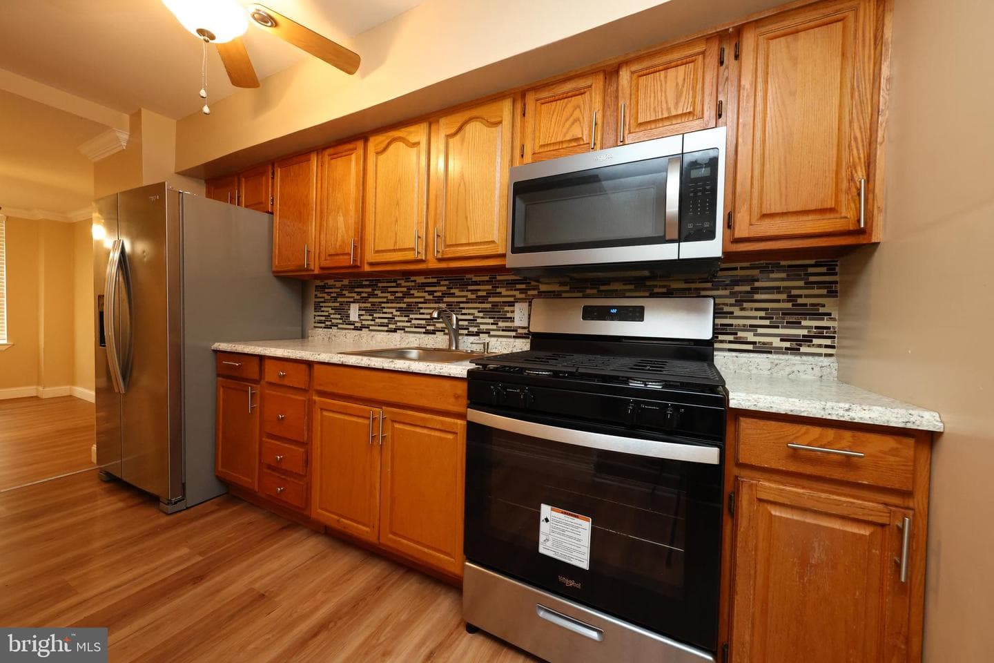 1533 N Gilmor Street photo 4