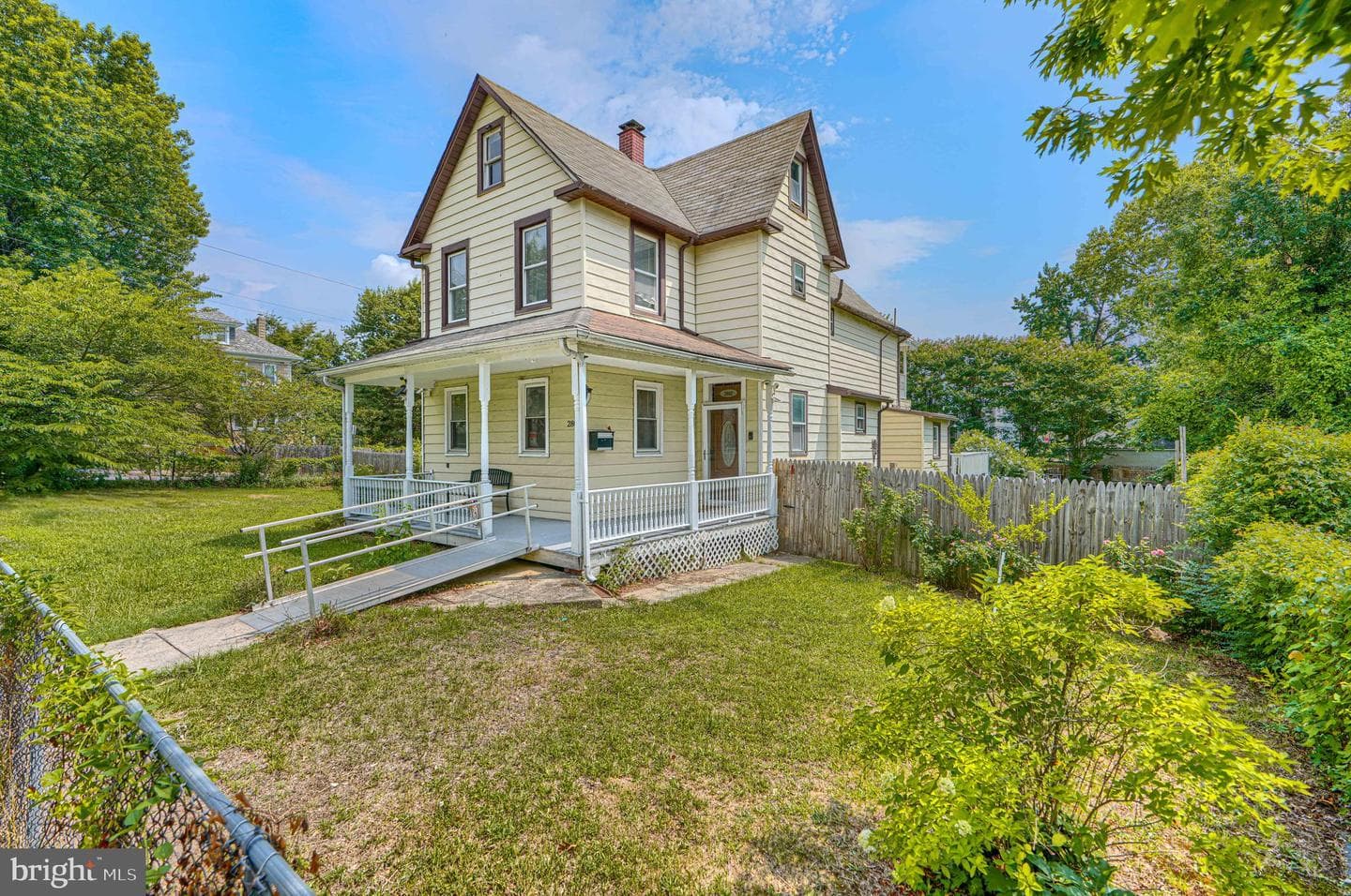 2802 Grindon Avenue photo 4