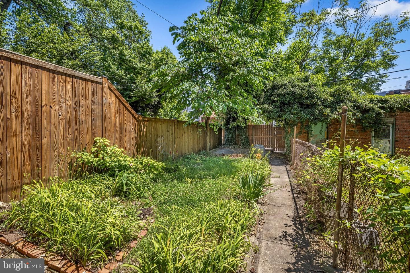 2503 Guilford Avenue photo 28