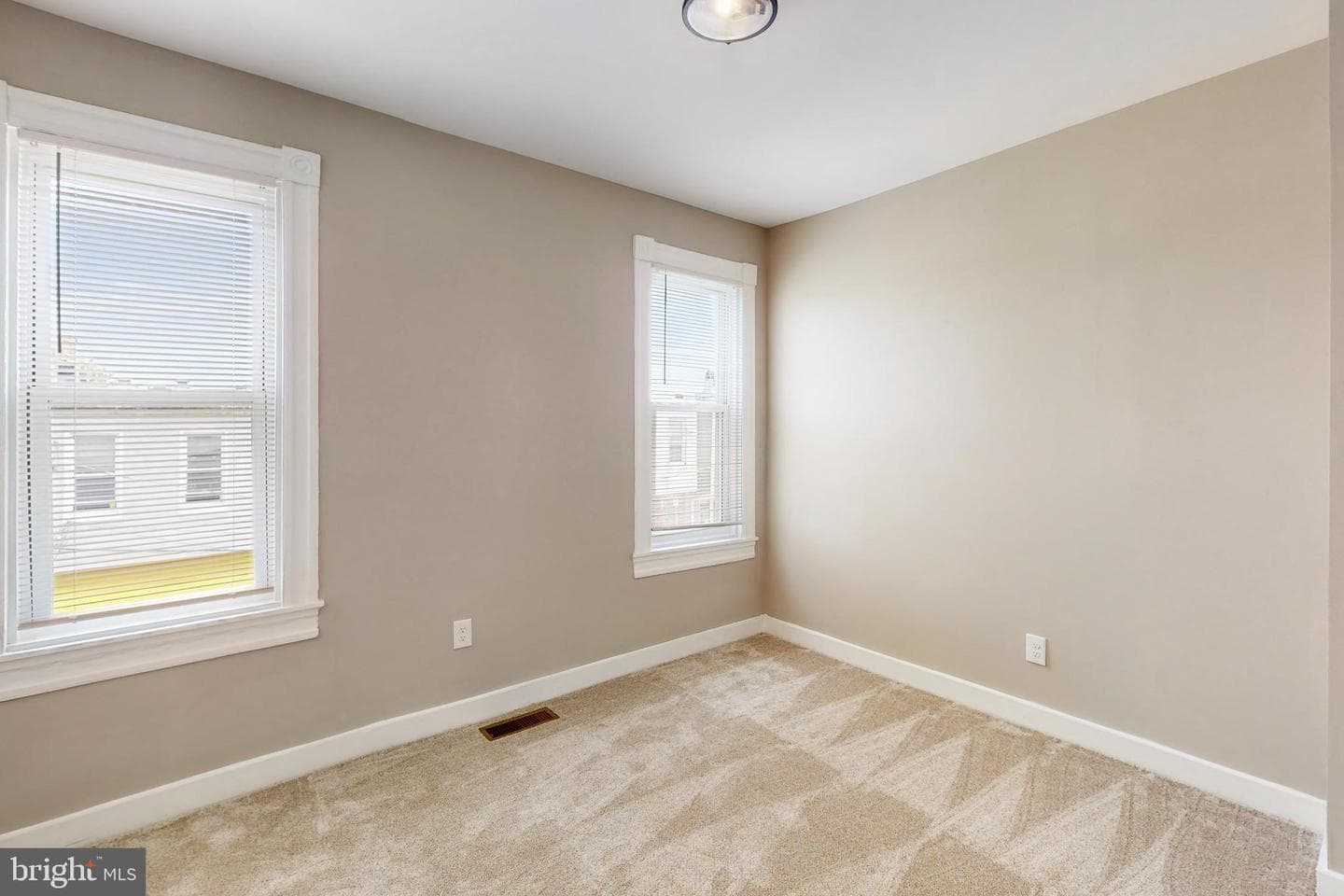 2201 Presbury Street photo 11
