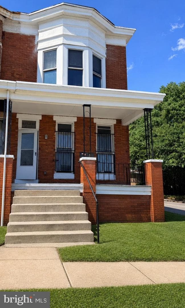 2946 Presstman Street photo 1