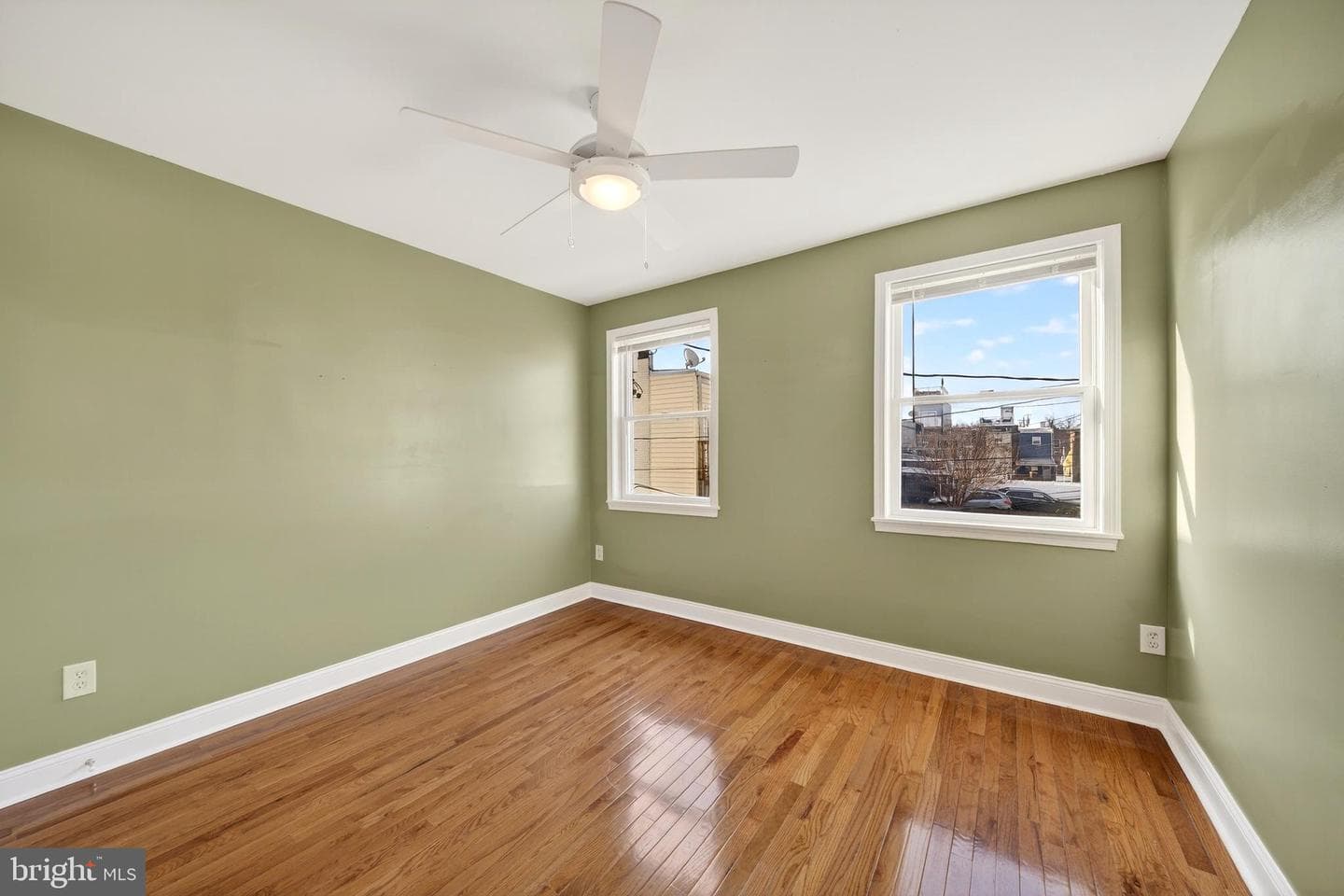 7 E Fort Avenue photo 36