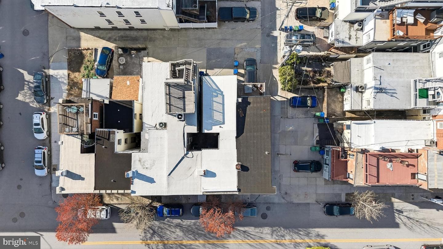 7 E Fort Avenue photo 52