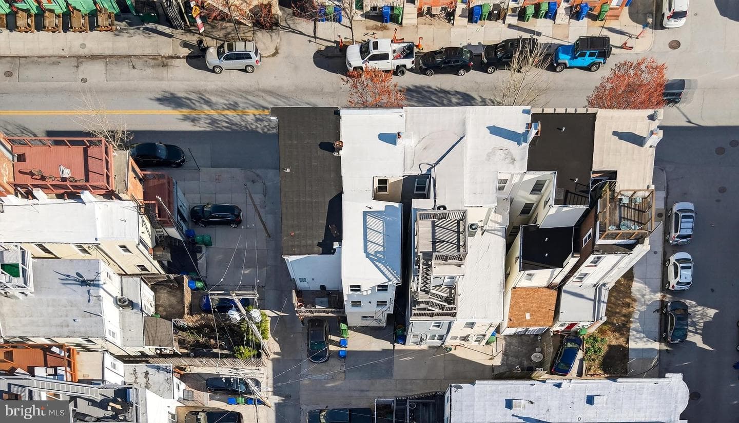 7 E Fort Avenue photo 53