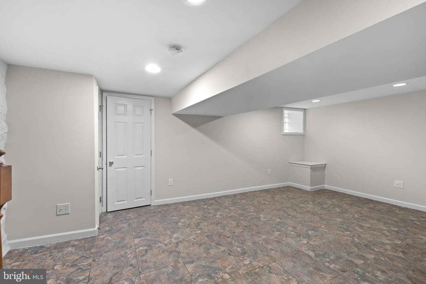 2924 Wyman Parkway photo 47