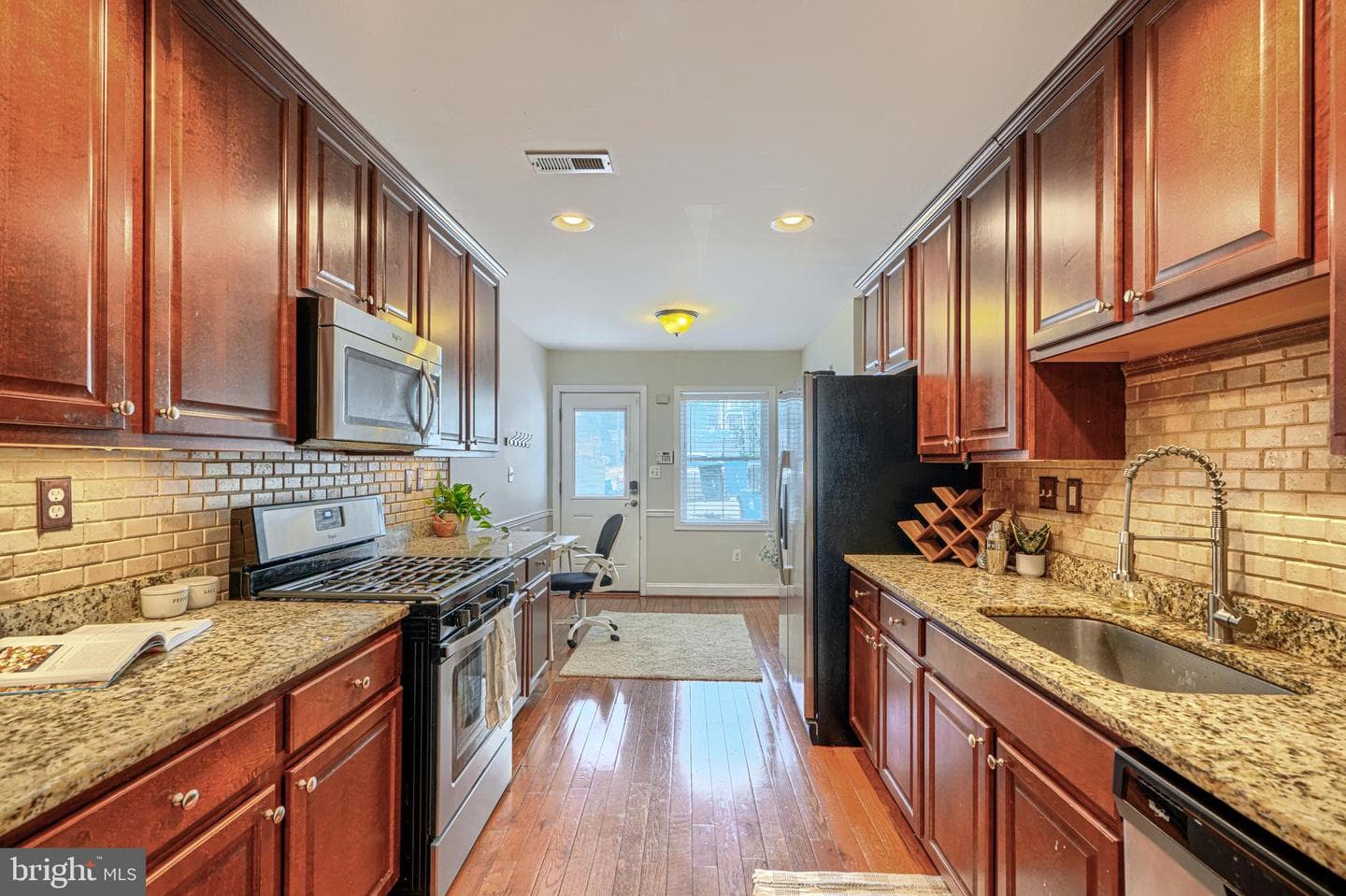 3234 Odonnell Street photo 4