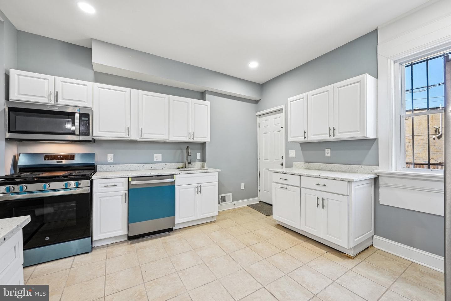2634 Harford Road photo 11