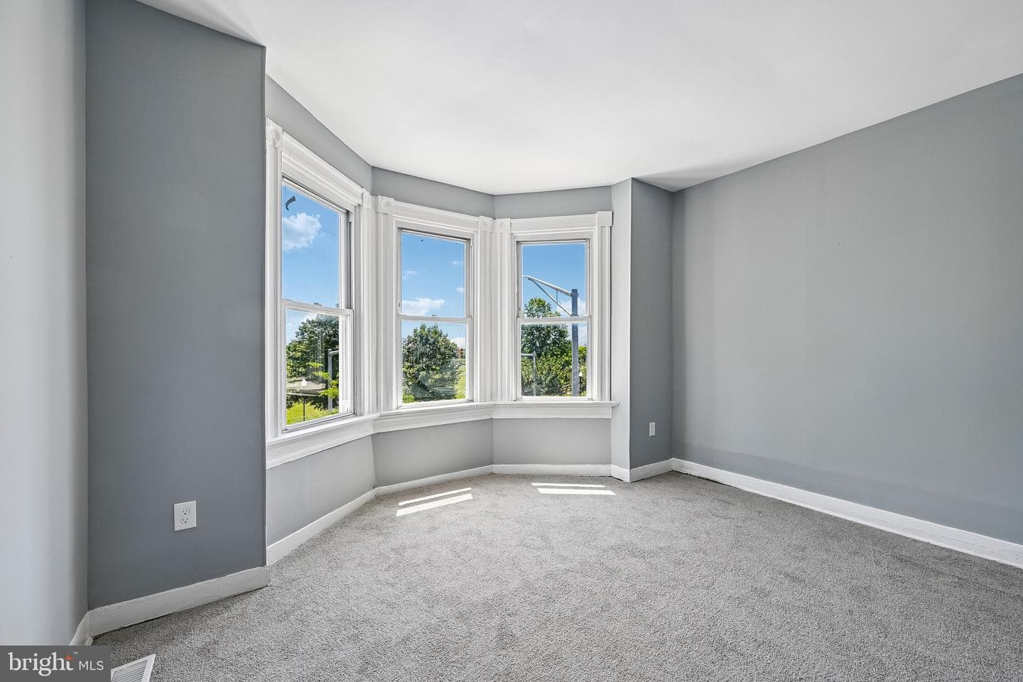 2634 Harford Road photo 15