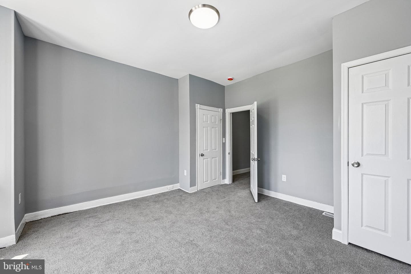 2634 Harford Road photo 16