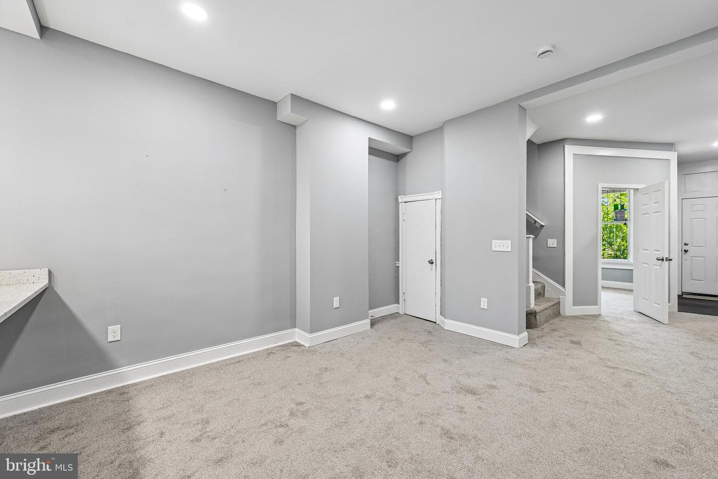 2634 Harford Road photo 8