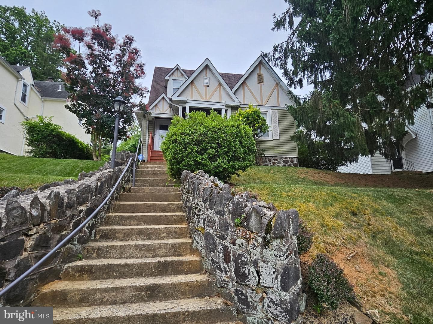 2913 Silver Hill Avenue photo 41