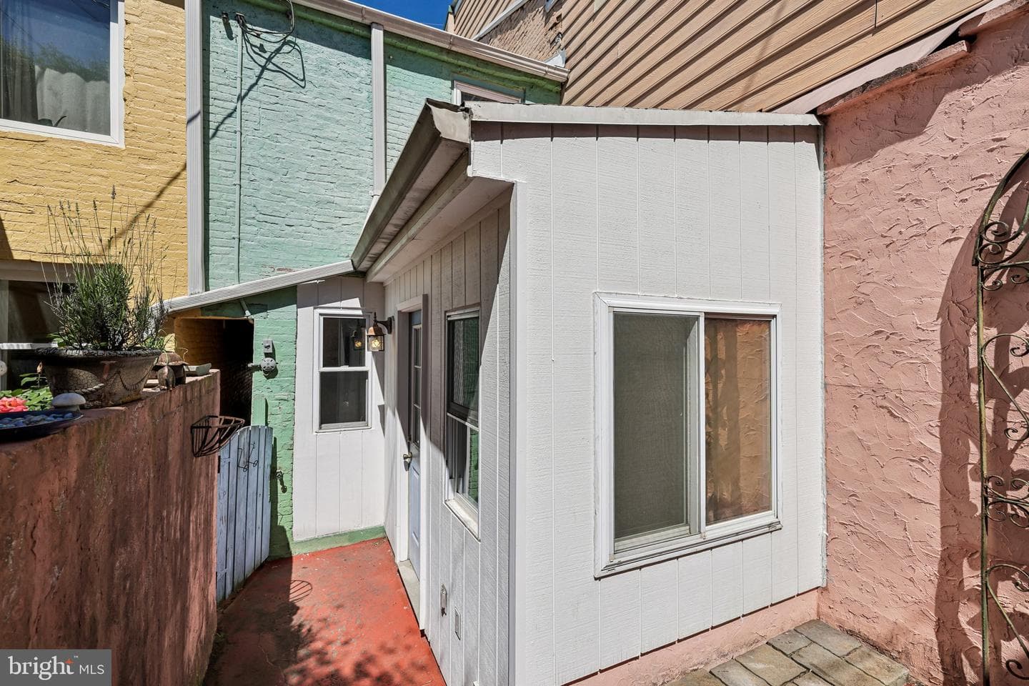 219 Chapel Street photo 22