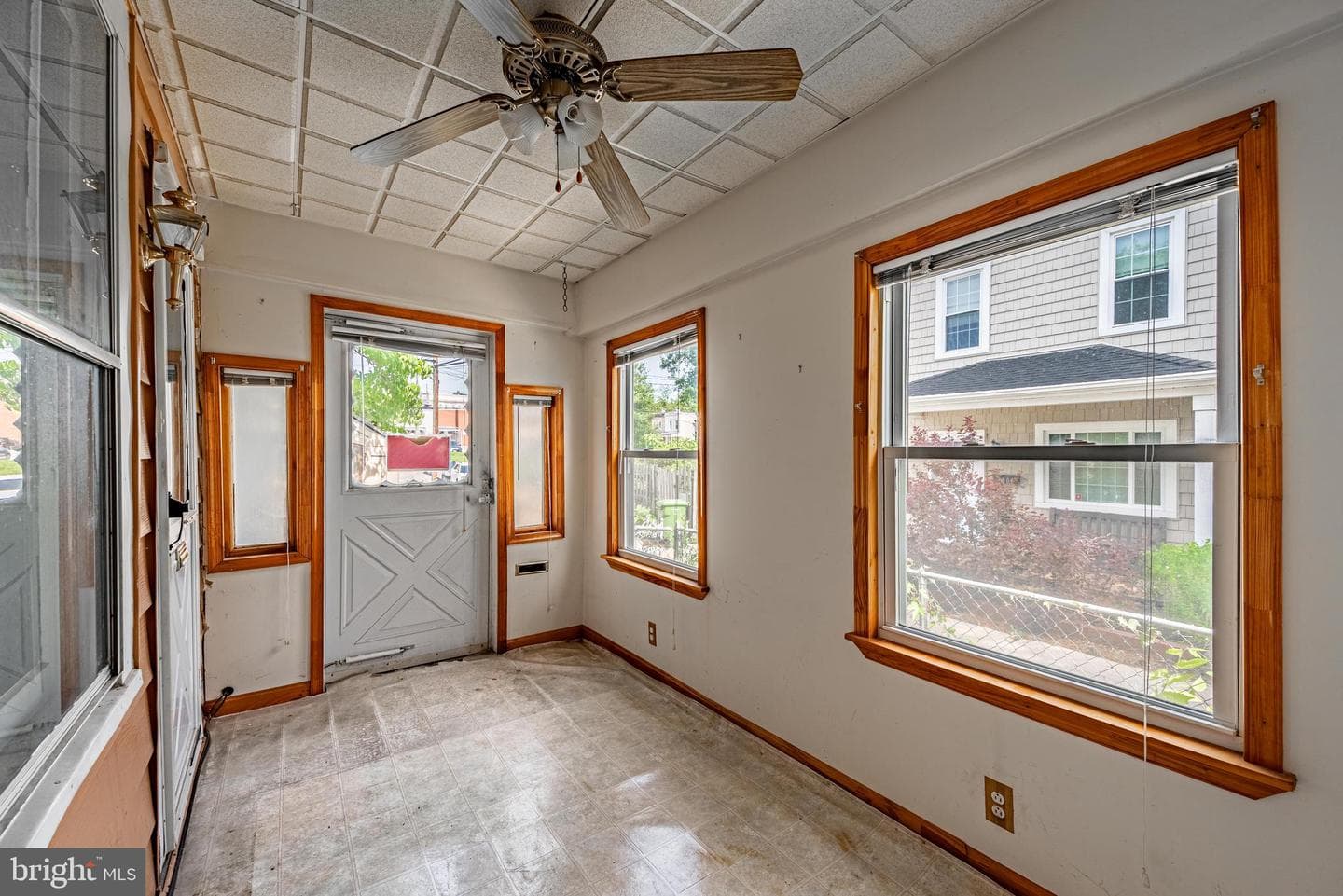 1302 Cox Street photo 9
