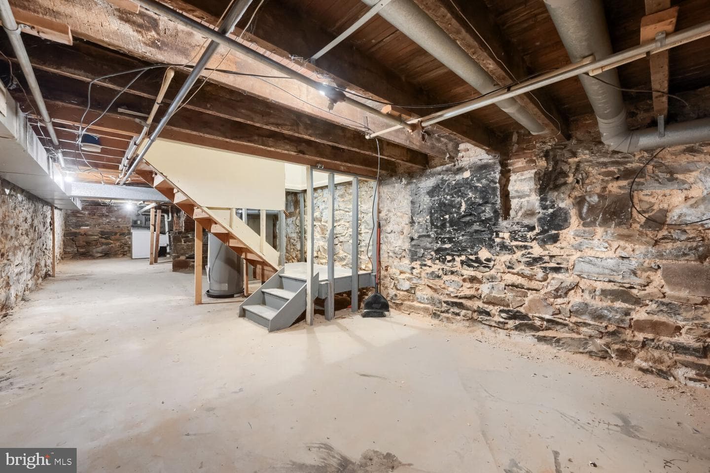 1817 W Mulberry Street photo 10