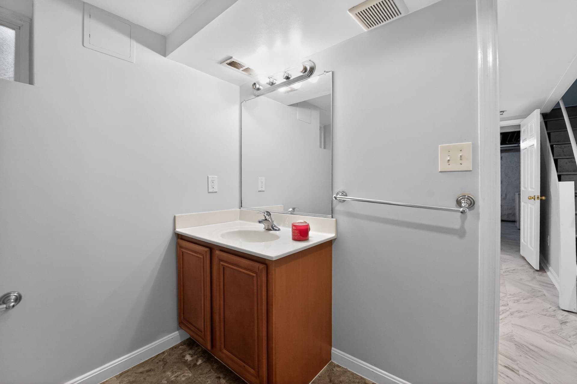 3424 Parklawn Avenue photo 27