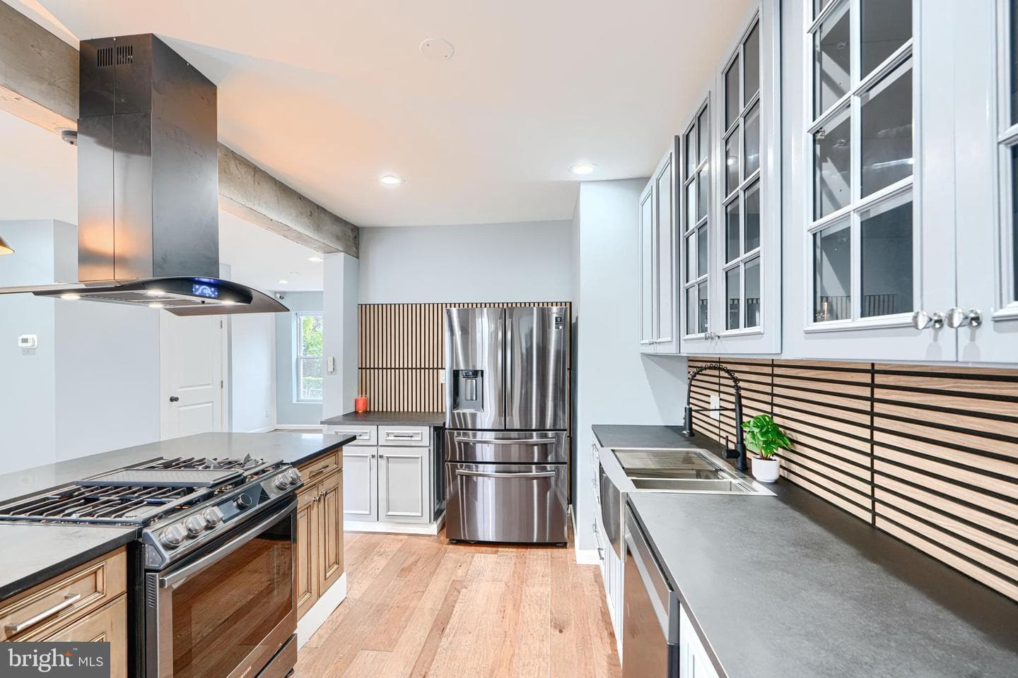 5201 Beaufort Avenue photo 14